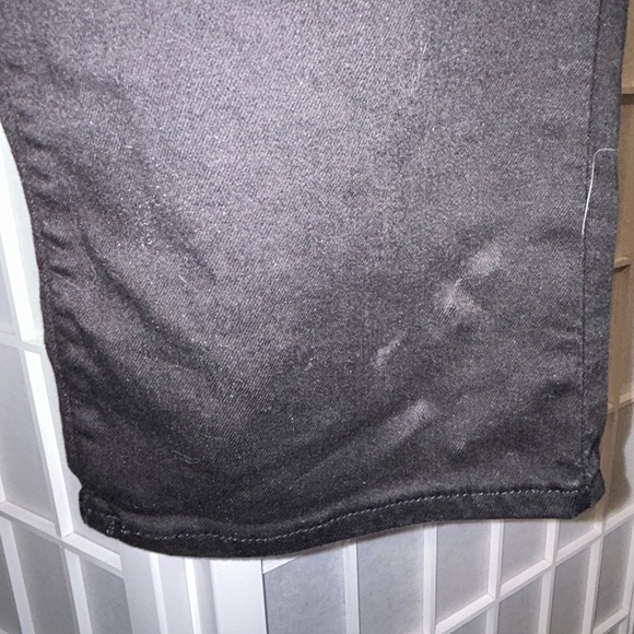 NWT Levi’s women’s classic straight leg mid rise - Picture 8 of 8